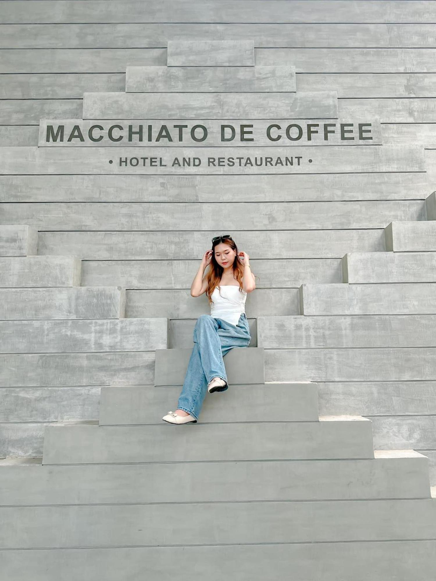Macchiato Resort Savannakhet Opposite Thai Embassy Exterior photo