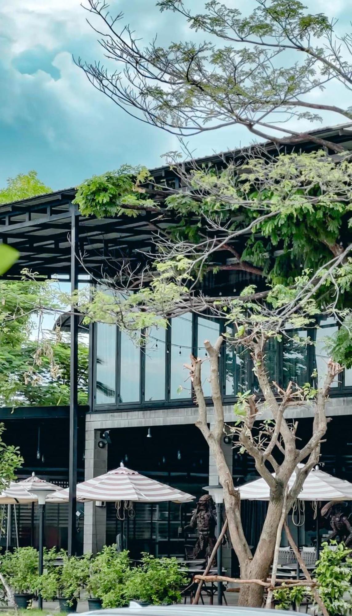 Macchiato Resort Savannakhet Opposite Thai Embassy Exterior photo